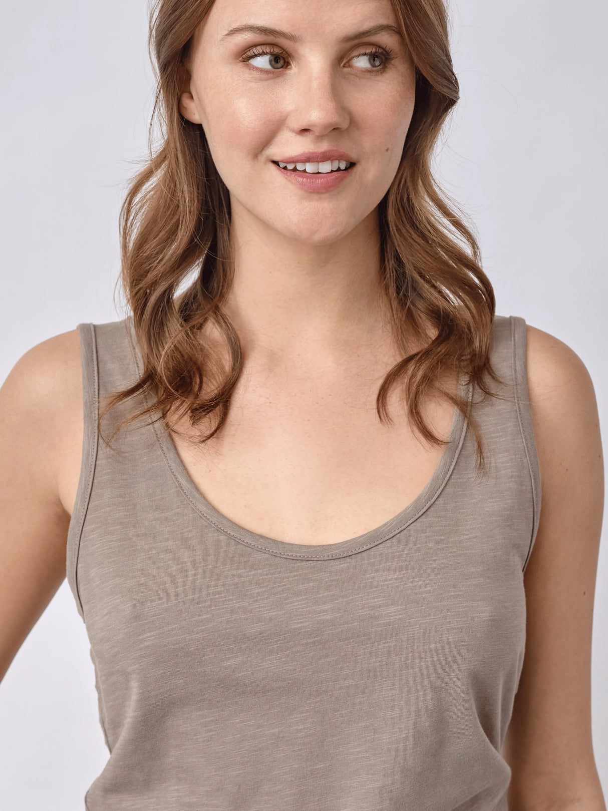 Redgreen Woman Citta Solid Top Dame - Dark Sand -
