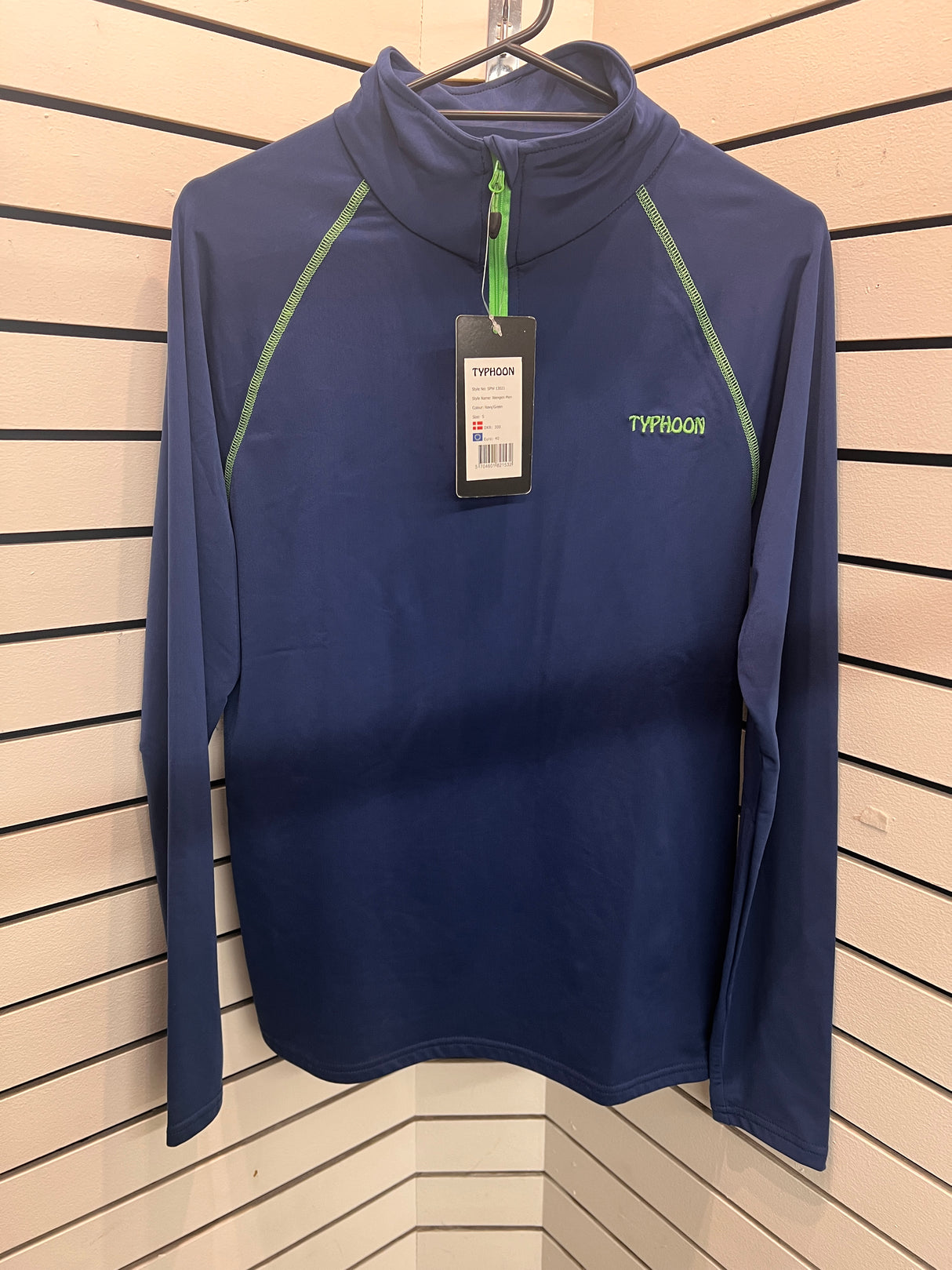 Typhoon Wengen Pulli Men - Navy Green
