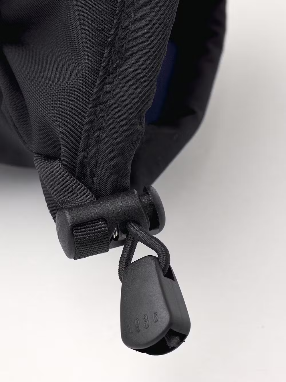 Hestra Women's Powder CZone Mitt Skihandsker Dame - Black -