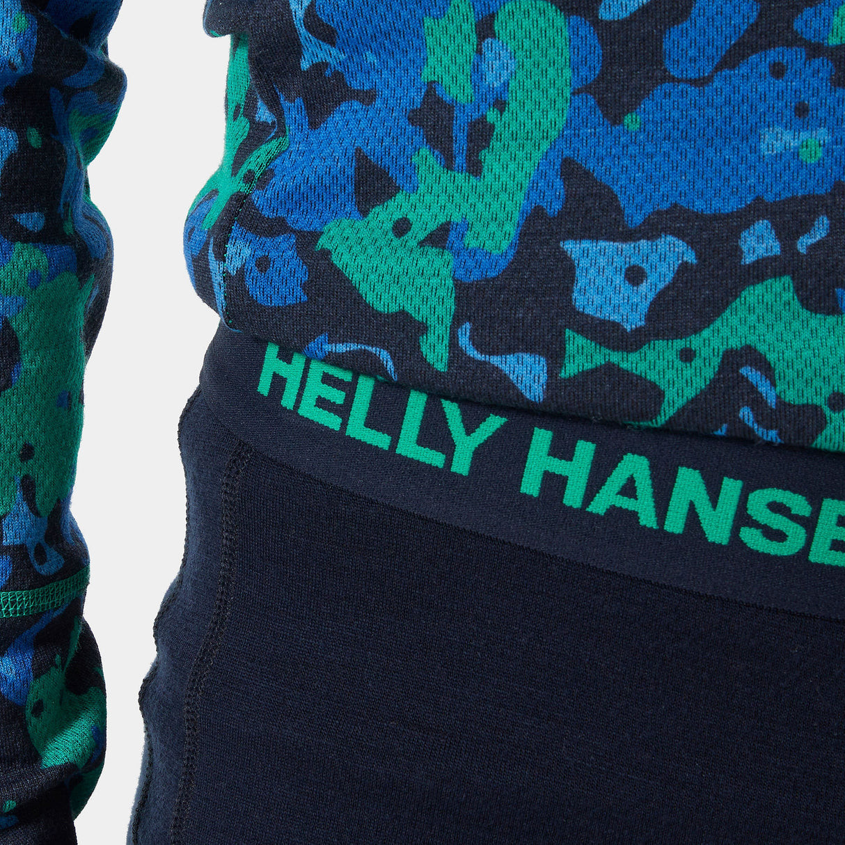 Helly Hansen Juniors' Graphic LIFA® Merino Base Layer Set - Bright Green Splash Camo AOP -