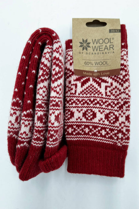 Charm WOOLWEAR Kraftige uldsokker med snefnugmønster af 60% lammeuld - Rød