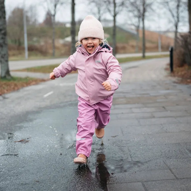 Helly Hansen Kids' Bergen 2.0 PU Rainset Regnsæt Børn - Meta Pink - - 40510_089-9-action1