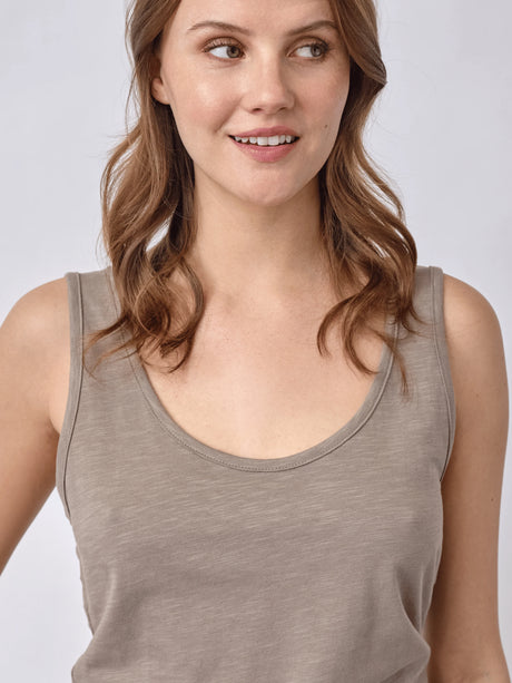 Redgreen Woman Citta Solid Top Dame - Dark Sand -