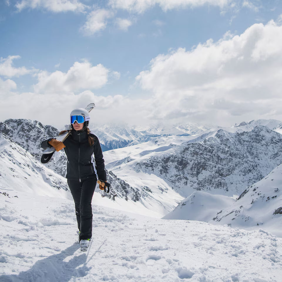 Kjus Women's Formula Jacket Skijakke Dame - Black/White -