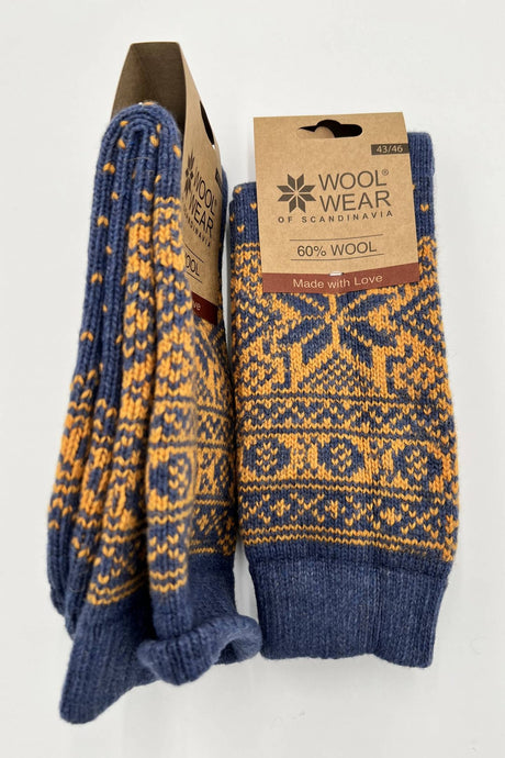 Woolwear Kraftige uldsokker med snefnugmønster af 60% lammeuld - Jeans Okker