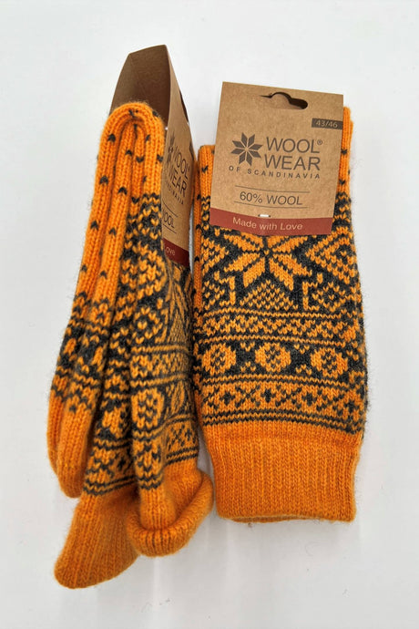Woolwear Kraftige uldsokker med snefnugmønster af 60% lammeuld - Okker Koks