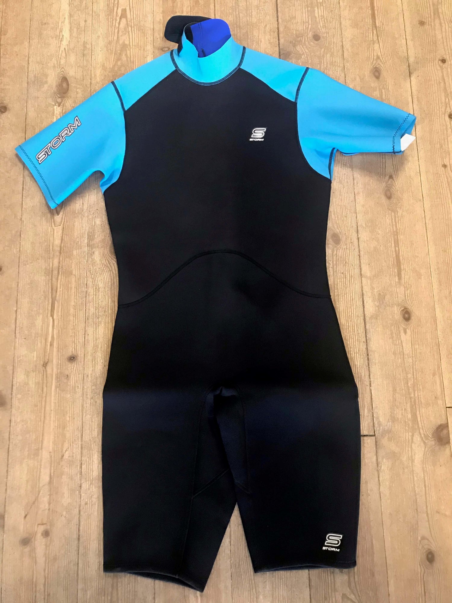 Storm Shorty Våddragt 2/2 - Sort/Blå -